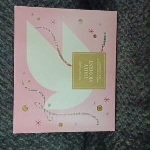 New The Face Shop Daily Moment Set of 3 Vegan Hand Creams 1.0 fl oz each